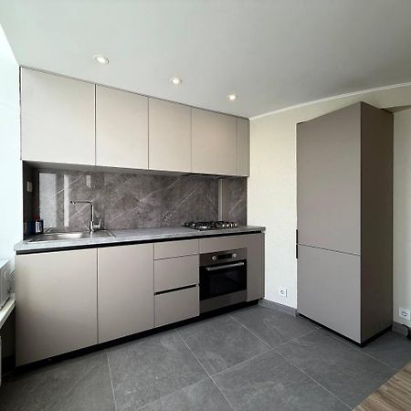 18 Deribasivska Street Jacuzzi Apartment Odessa Exterior foto