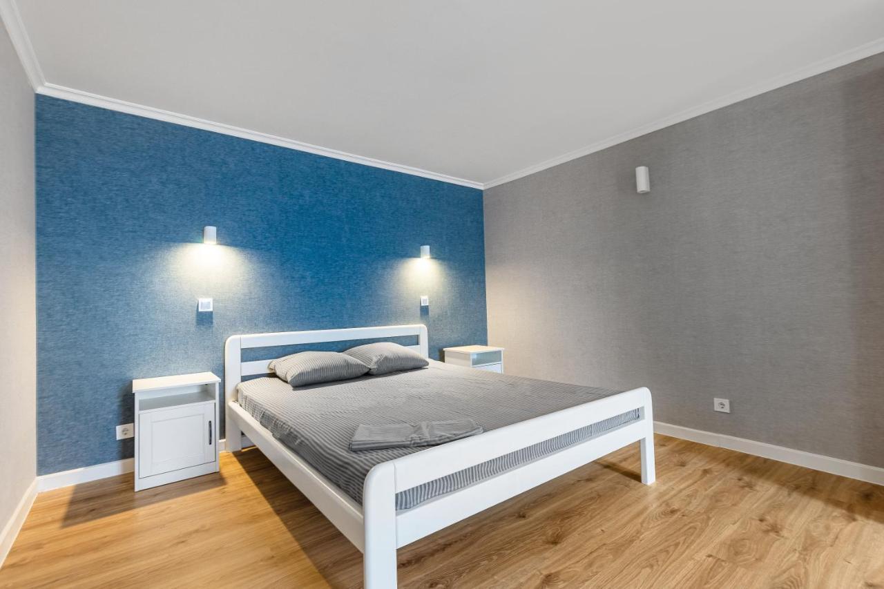 18 Deribasivska Street Jacuzzi Apartment Odessa Exterior foto