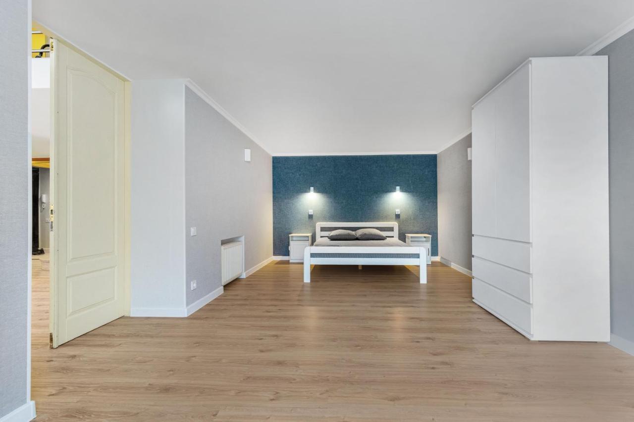18 Deribasivska Street Jacuzzi Apartment Odessa Exterior foto