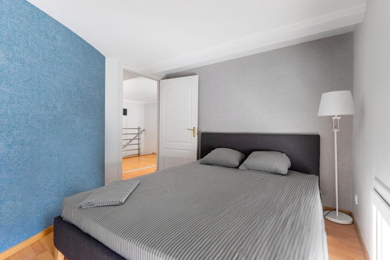 18 Deribasivska Street Jacuzzi Apartment Odessa Exterior foto